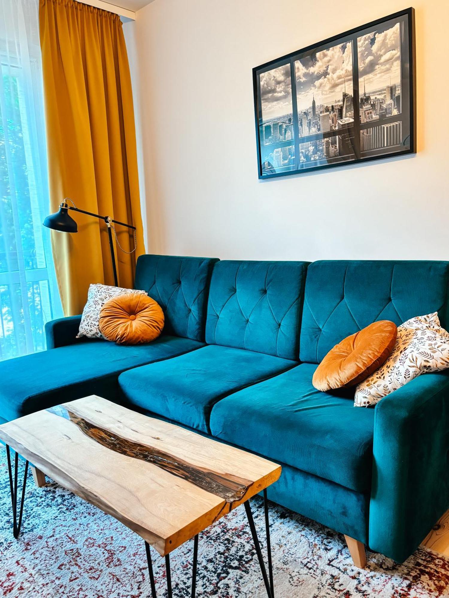 Apartment Curie